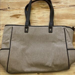 Thirty one Cindy Tote two tone weave